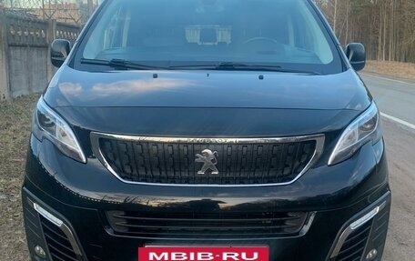 Peugeot Traveller I, 2020 год, 3 800 000 рублей, 13 фотография