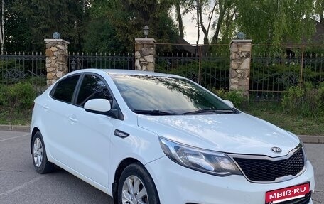 KIA Rio III рестайлинг, 2016 год, 880 000 рублей, 5 фотография