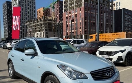 Infiniti EX, 2011 год, 3 фотография