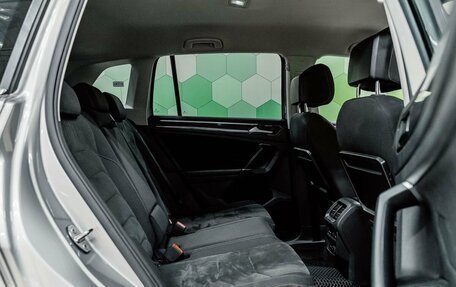 Volkswagen Tiguan II, 2018 год, 2 499 000 рублей, 12 фотография