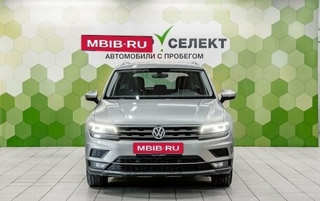 Volkswagen Tiguan II, 2018 год, 2 499 000 рублей, 3 фотография