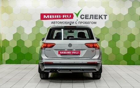 Volkswagen Tiguan II, 2018 год, 2 499 000 рублей, 4 фотография