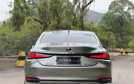 Lexus ES VII, 2022 год, 3 950 000 рублей, 5 фотография