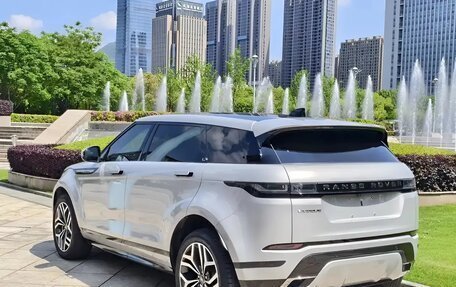 Land Rover Range Rover Evoque II, 2022 год, 3 450 000 рублей, 2 фотография