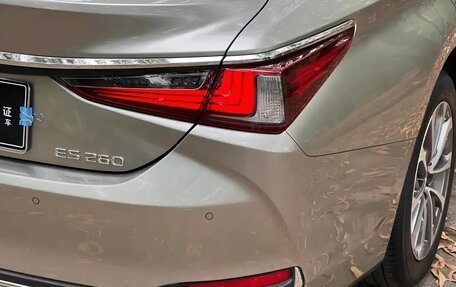 Lexus ES VII, 2022 год, 3 950 000 рублей, 20 фотография
