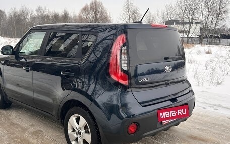KIA Soul II рестайлинг, 2019 год, 1 590 000 рублей, 4 фотография