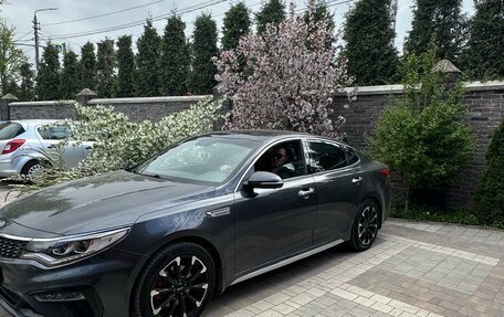 KIA Optima IV, 2018 год, 2 000 000 рублей, 3 фотография