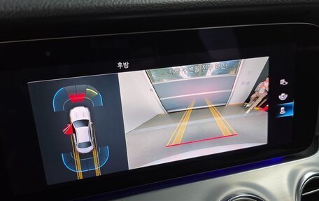 Mercedes-Benz E-Класс, 2021 год, 3 200 000 рублей, 15 фотография