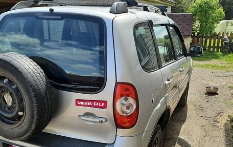 Chevrolet Niva I рестайлинг, 2012 год, 580 000 рублей, 4 фотография