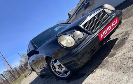 Mercedes-Benz E-Класс, 1998 год, 270 000 рублей, 8 фотография
