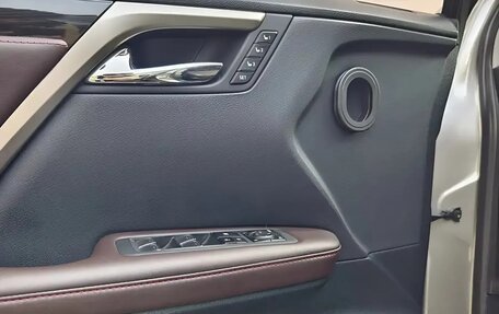 Lexus RX IV рестайлинг, 2021 год, 4 620 000 рублей, 10 фотография