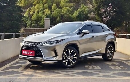 Lexus RX IV рестайлинг, 2021 год, 4 620 000 рублей, 3 фотография