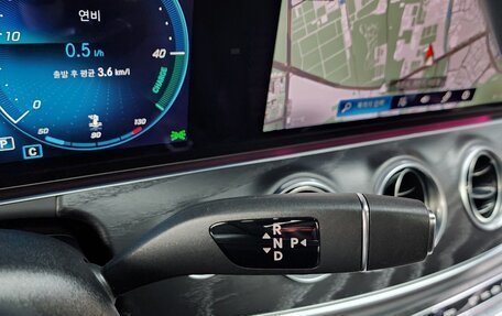 Mercedes-Benz E-Класс, 2020 год, 3 450 000 рублей, 9 фотография