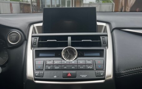 Lexus NX I, 2017 год, 3 600 000 рублей, 4 фотография
