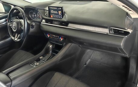 Mazda 6, 2021 год, 2 635 000 рублей, 11 фотография