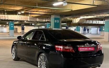Toyota Camry, 2011 год, 1 000 000 рублей, 5 фотография