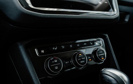 Volkswagen Tiguan II, 2020 год, 2 549 000 рублей, 20 фотография