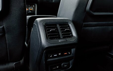 Volkswagen Tiguan II, 2020 год, 2 549 000 рублей, 25 фотография