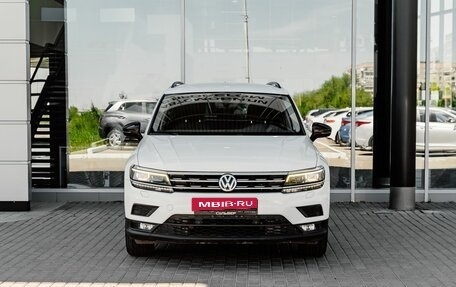 Volkswagen Tiguan II, 2020 год, 2 549 000 рублей, 3 фотография