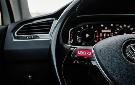 Volkswagen Tiguan II, 2020 год, 2 549 000 рублей, 14 фотография