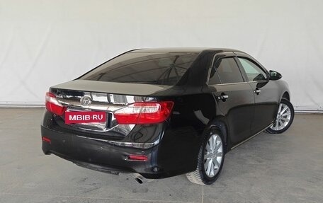 Toyota Camry, 2012 год, 1 470 000 рублей, 6 фотография