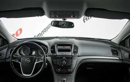 Opel Insignia II рестайлинг, 2010 год, 1 020 000 рублей, 12 фотография