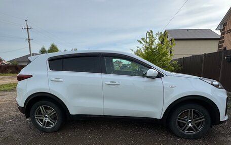 KIA Sportage IV рестайлинг, 2018 год, 2 150 000 рублей, 6 фотография