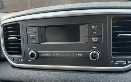 KIA Sportage IV рестайлинг, 2018 год, 2 150 000 рублей, 16 фотография