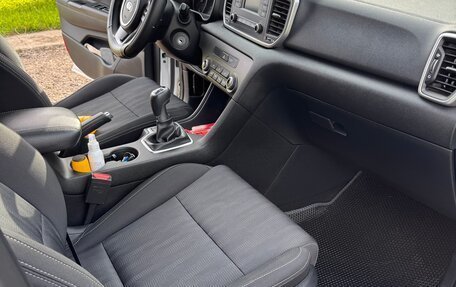 KIA Sportage IV рестайлинг, 2018 год, 2 150 000 рублей, 18 фотография