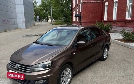 Volkswagen Polo VI (EU Market), 2015 год, 870 000 рублей, 2 фотография