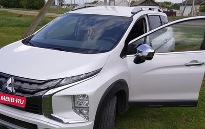 Mitsubishi Xpander, 2022 год, 2 800 000 рублей, 1 фотография