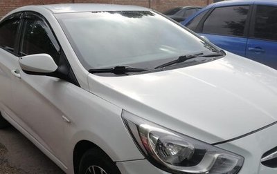 Hyundai Solaris II рестайлинг, 2013 год, 900 000 рублей, 1 фотография