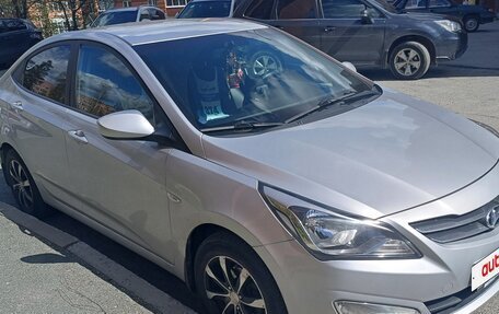 Hyundai Solaris II рестайлинг, 2016 год, 900 000 рублей, 2 фотография