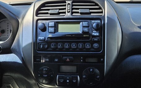 Toyota RAV4, 2004 год, 900 000 рублей, 9 фотография