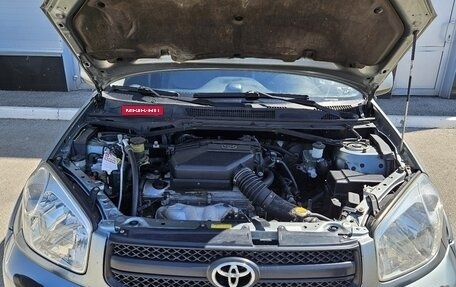 Toyota RAV4, 2004 год, 900 000 рублей, 6 фотография
