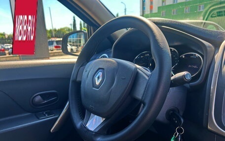 Renault Logan II, 2017 год, 860 000 рублей, 16 фотография