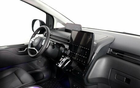 Hyundai Staria, 2024 год, 9 800 000 рублей, 11 фотография