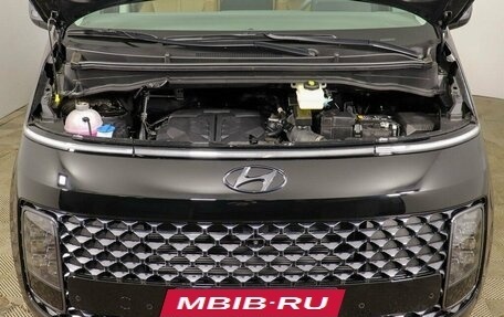 Hyundai Staria, 2024 год, 9 800 000 рублей, 7 фотография