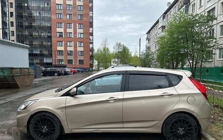 Hyundai Solaris II рестайлинг, 2012 год, 850 000 рублей, 5 фотография