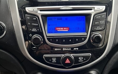 Hyundai Solaris II рестайлинг, 2012 год, 850 000 рублей, 9 фотография