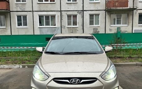 Hyundai Solaris II рестайлинг, 2012 год, 850 000 рублей, 2 фотография