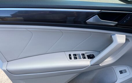 Volkswagen Tiguan II, 2018 год, 3 350 000 рублей, 9 фотография