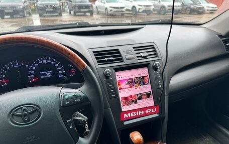 Toyota Camry, 2011 год, 1 100 000 рублей, 10 фотография