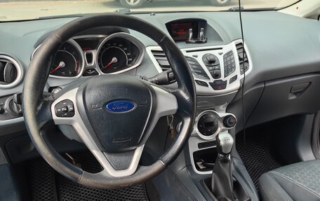 Ford Fiesta, 2008 год, 420 000 рублей, 18 фотография