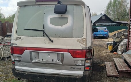 Mazda Bongo Friendee i рестайлинг, 2001 год, 350 000 рублей, 6 фотография