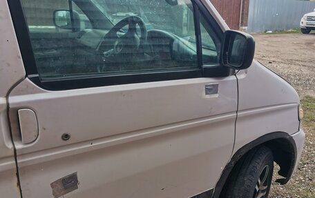 Mazda Bongo Friendee i рестайлинг, 2001 год, 350 000 рублей, 9 фотография