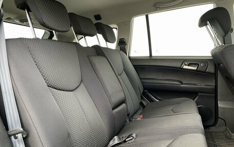 SsangYong Kyron I, 2010 год, 928 000 рублей, 27 фотография