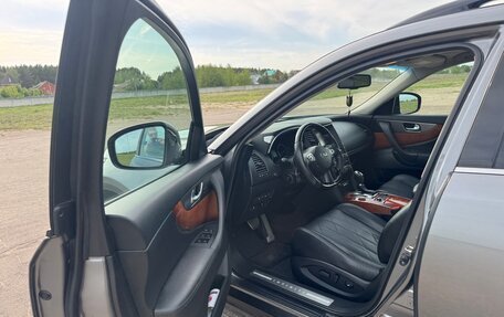 Infiniti QX70, 2015 год, 3 300 000 рублей, 6 фотография