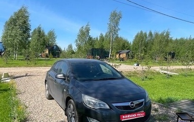 Opel Astra J, 2010 год, 700 000 рублей, 1 фотография