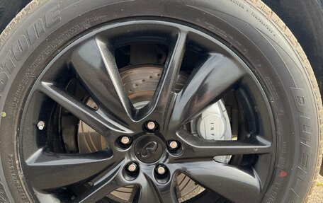Infiniti QX70, 2015 год, 3 300 000 рублей, 9 фотография